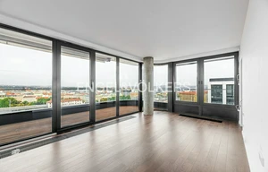 Apartment for rent, 5+kk - 4 bedrooms, 230m<sup>2</sup>