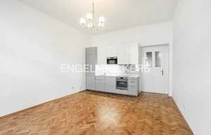 Apartment for rent, 3+kk - 2 bedrooms, 90m<sup>2</sup>