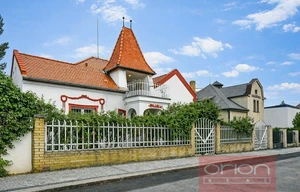 Villa for sale, 392m<sup>2</sup>, 788m<sup>2</sup> of land