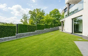 Family house for sale, 304m<sup>2</sup>, 362m<sup>2</sup> of land