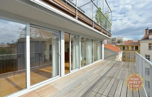 Apartment for rent, 4+kk - 3 bedrooms, 175m<sup>2</sup>