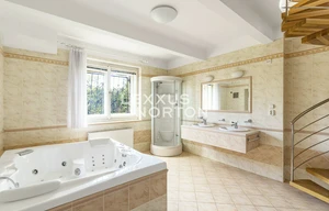 Apartment for sale, 5 bedrooms +, 228m<sup>2</sup>
