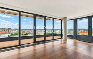 Apartment for rent, 5+kk - 4 bedrooms, 227m<sup>2</sup>