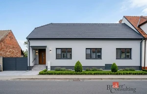 Family house for sale, 160m<sup>2</sup>, 900m<sup>2</sup> of land