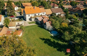 Family house for sale, 220m<sup>2</sup>, 1458m<sup>2</sup> of land
