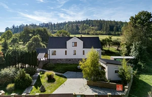 Family house for sale, 250m<sup>2</sup>, 2774m<sup>2</sup> of land