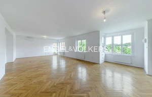 Apartment for rent, 4+1 - 3 bedrooms, 150m<sup>2</sup>
