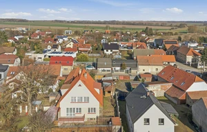 Multigenerational home for sale, 258m<sup>2</sup>, 759m<sup>2</sup> of land