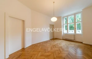 Apartment for rent, 4+1 - 3 bedrooms, 130m<sup>2</sup>