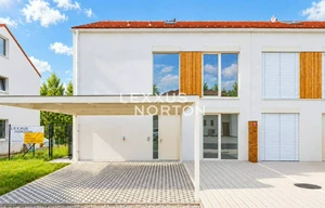 Family house for sale, 194m<sup>2</sup>, 516m<sup>2</sup> of land