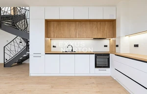 Apartment for rent, 4+kk - 3 bedrooms, 108m<sup>2</sup>