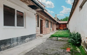 Family house for sale, 150m<sup>2</sup>, 1023m<sup>2</sup> of land
