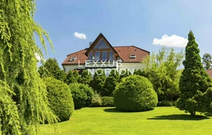 Family house for sale, 252m<sup>2</sup>, 1774m<sup>2</sup> of land