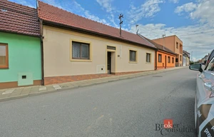 Family house for sale, 100m<sup>2</sup>, 437m<sup>2</sup> of land
