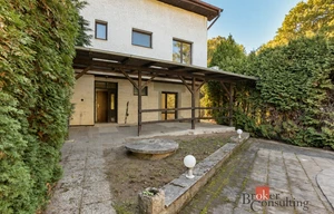 Family house for sale, 180m<sup>2</sup>, 1071m<sup>2</sup> of land