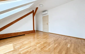 Apartment for rent, 2+kk - 1 bedroom, 72m<sup>2</sup>