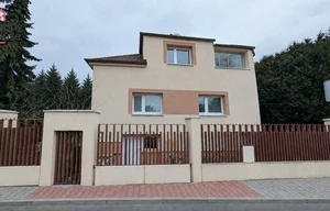 Family house for rent, 162m<sup>2</sup>, 664m<sup>2</sup> of land
