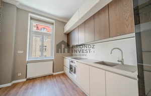 Apartment for rent, Flatshare, 100m<sup>2</sup>