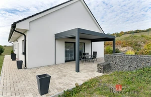 Family house for sale, 116m<sup>2</sup>, 948m<sup>2</sup> of land