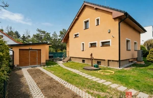 Family house for sale, 268m<sup>2</sup>, 708m<sup>2</sup> of land