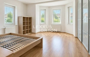 Apartment for rent, 4+1 - 3 bedrooms, 155m<sup>2</sup>
