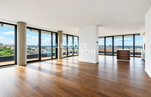 Apartment for rent, 5+kk - 4 bedrooms, 227m<sup>2</sup>