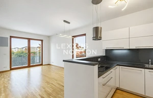 Apartment for rent, 3+kk - 2 bedrooms, 143m<sup>2</sup>