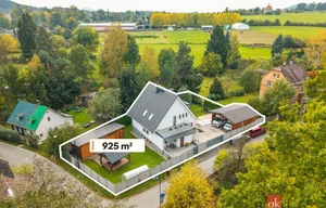 Family house for sale, 279m<sup>2</sup>, 925m<sup>2</sup> of land