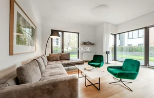 Apartment for rent, 5+kk - 4 bedrooms, 210m<sup>2</sup>