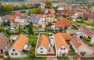 Family house for sale, 105m<sup>2</sup>, 348m<sup>2</sup> of land