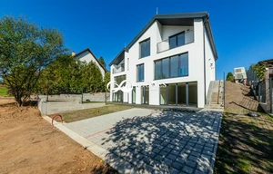 Apartment for sale, 4+kk - 3 bedrooms, 84m<sup>2</sup>