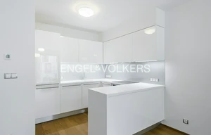 Apartment for rent, 2+kk - 1 bedroom, 58m<sup>2</sup>