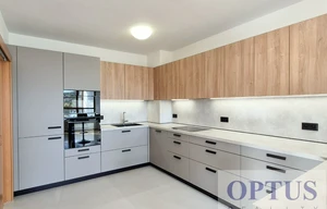 Apartment for rent, 4+1 - 3 bedrooms, 200m<sup>2</sup>