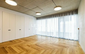 Apartment for rent, Atypical layout, 198m<sup>2</sup>