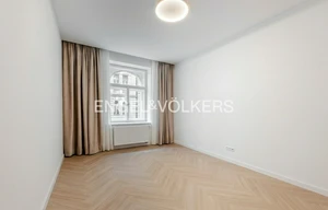Apartment for rent, 3+kk - 2 bedrooms, 121m<sup>2</sup>