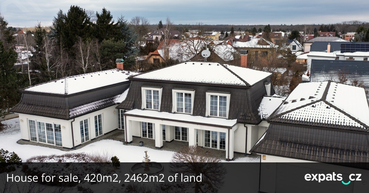 Family house for sale, 420m2, 2462m2 of land, in Prague, on Ctiněveská street
