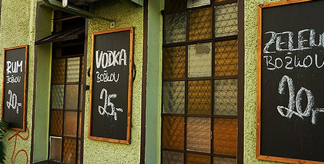 Dive Bars: Karlín-Žižkov’s Dodgiest Pub Crawl