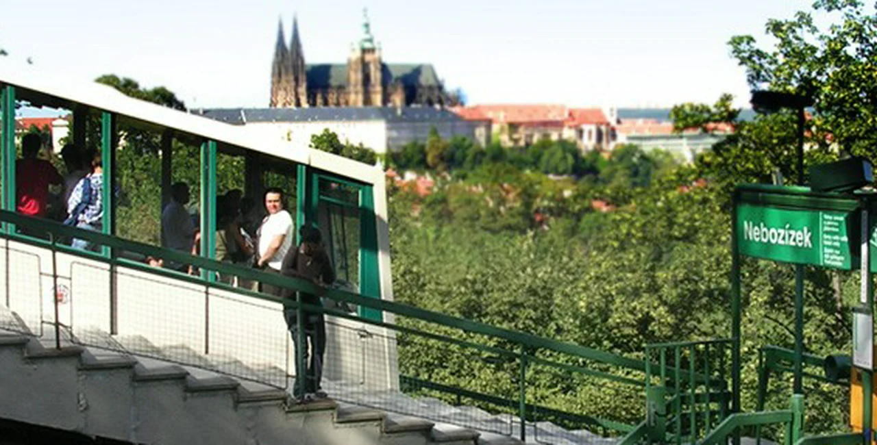 Petřín Funicular to Close for Lengthy Repairs