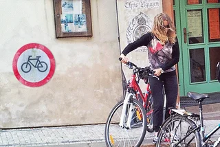 City Bans Bicycles in Pedestrian Areas of Historic Central Prague