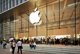 Czech PM Babiš pledges to "fight" for an Apple Store in Prague