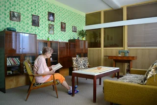 This Czech hospital creates a retro ‘60s atmosphere for its elderly patients