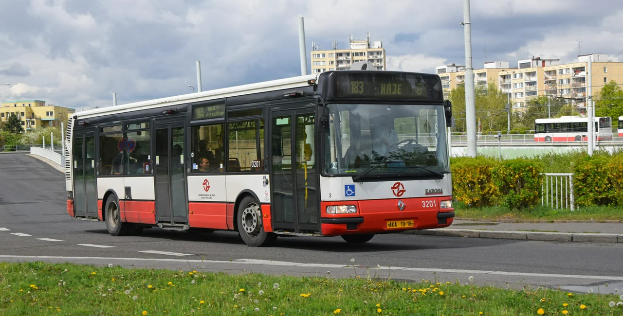Prague bus drivers reportedly leave A/C off to save fuel costs