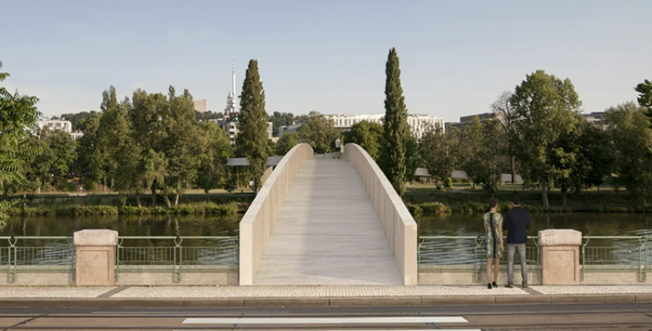 Footbridge linking Holešovice and Karlín takes a big step forward