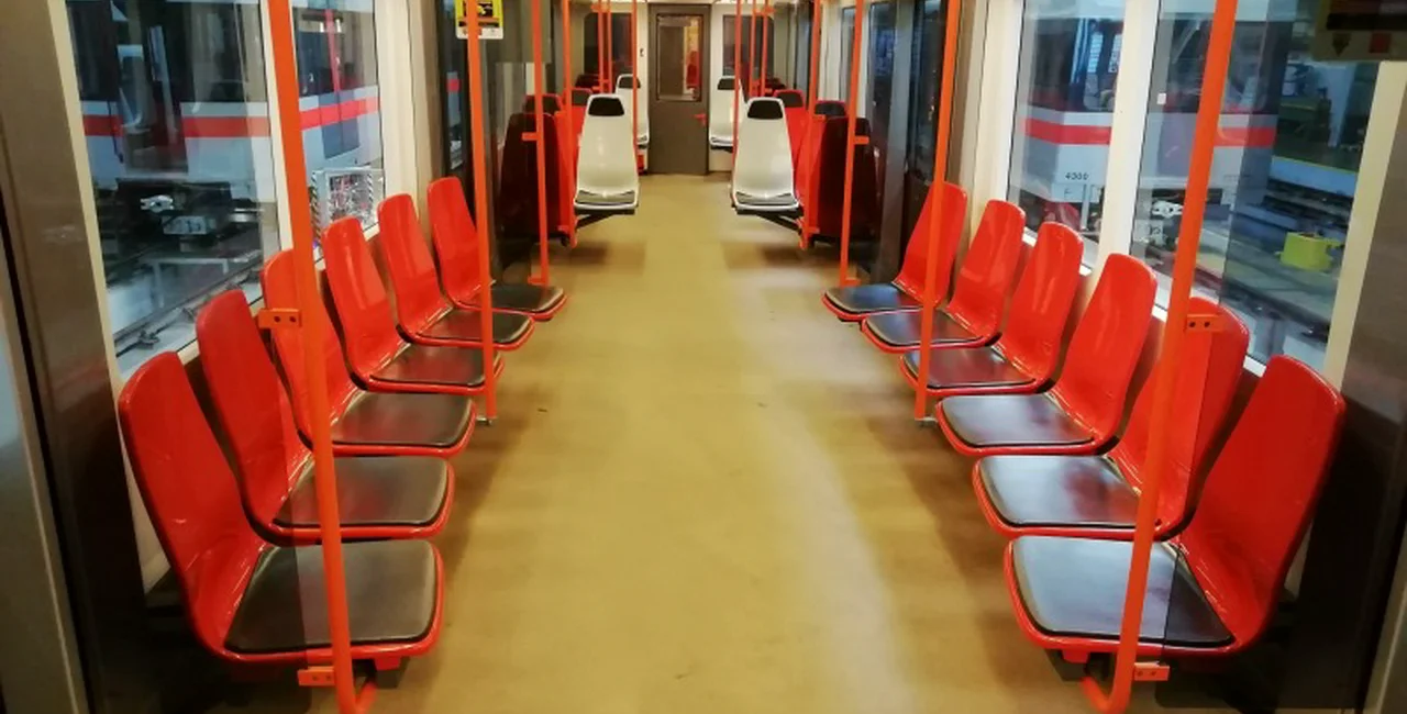 New seats, signs being tested in the Prague metro