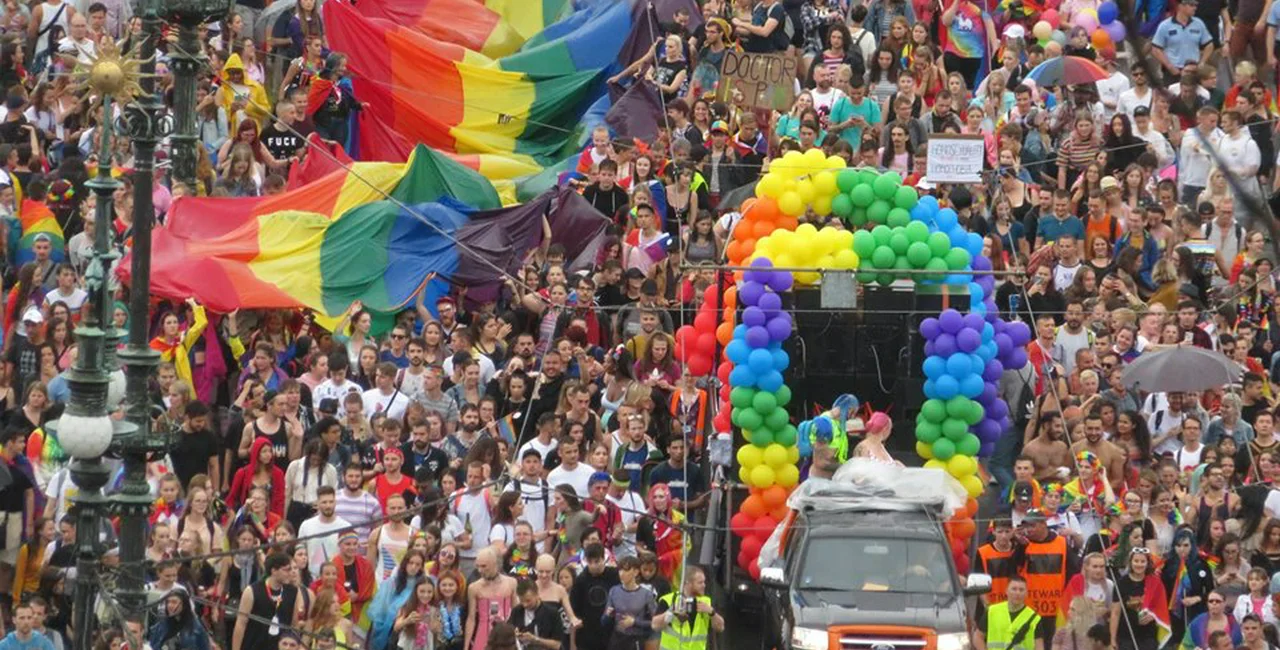 Prague Pride March attracts 30,000 supporters, but faces minor protests