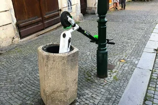 Trashed lime scooter. via Reddit