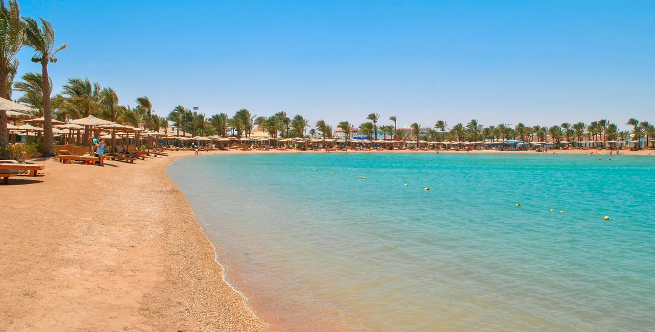 Golden beach in Hurghada, Egypt (illustrative image)