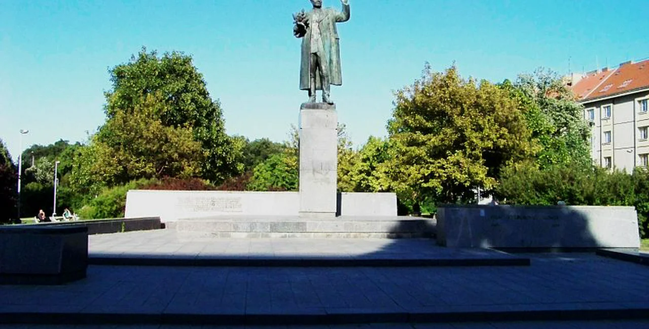 Statue of Ivan Konev in Prague 6 via Wikimedia / ŠJů
