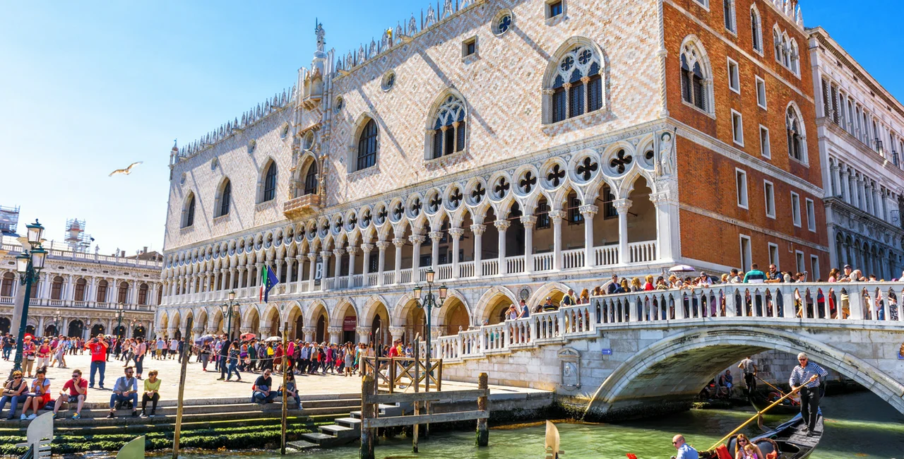 Doge's Palace by San Marco in Venice (illustrative image)