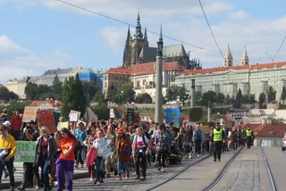 Thousands of students march through Prague's Old Town for climate change demonstrations